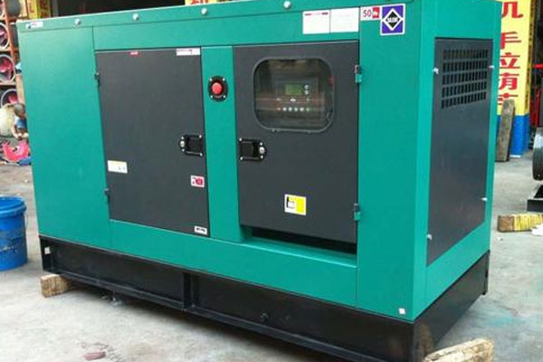 临淄如何检查机油的使用时间？